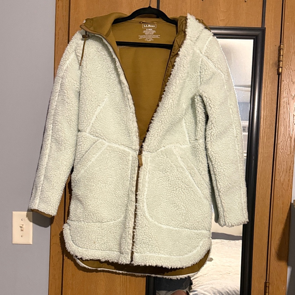 L.L. Bean Soft Sherpa Fleece Jacket in Cream